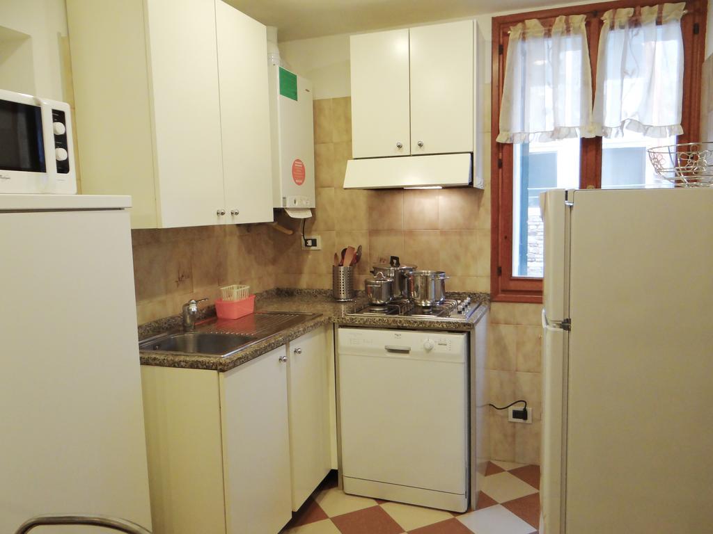 Appartamento Al Ghetto Vecchio Venesia Ruang foto